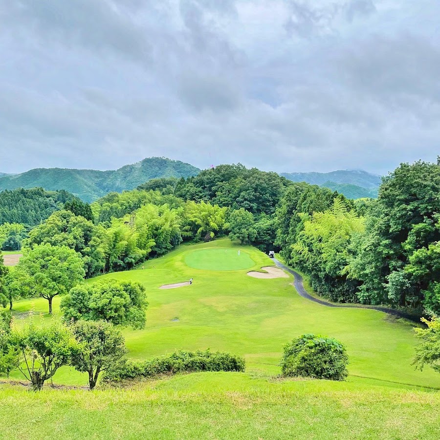 青山台ゴルフ倶楽部